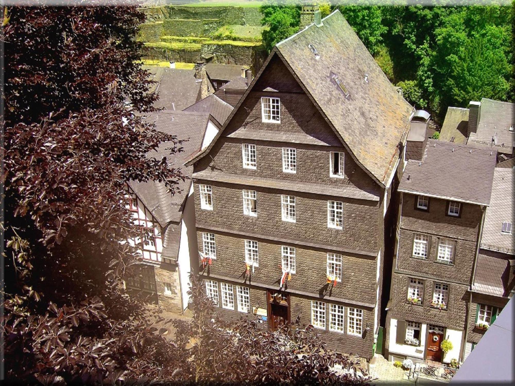 Hotel Graf Rolshausen Monschau Exterior foto