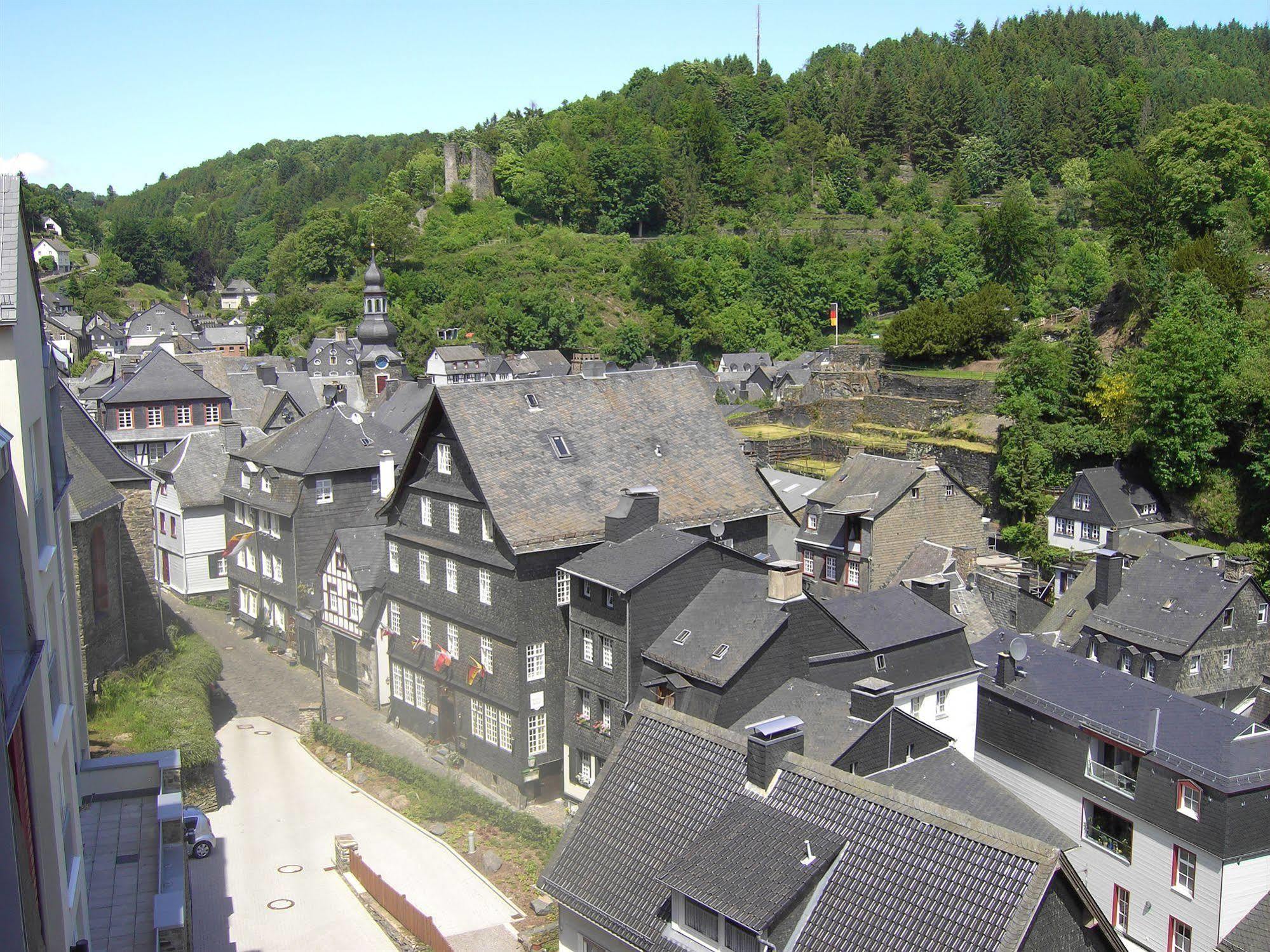 Hotel Graf Rolshausen Monschau Exterior foto